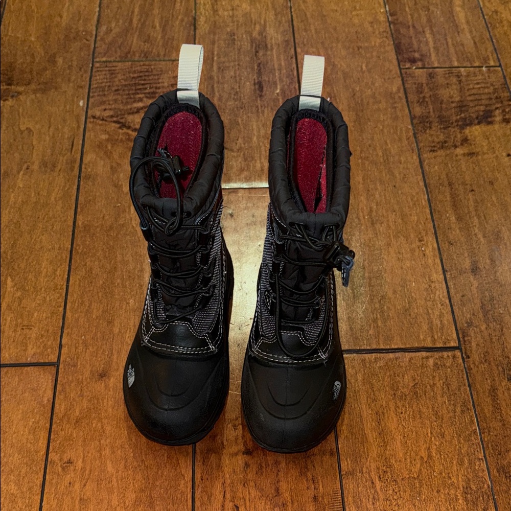 The North Face Kids Alpenglow Snow Boot - Size 1